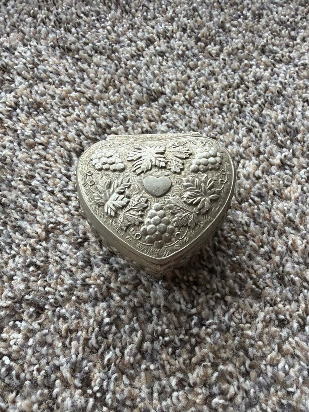 Vintage Heart-Shaped Silver Tone Metal Jewelry Box with Grape and Vine Relief